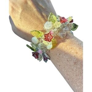 Vintage Lucite Floral, Leaf, Green, Red, White glass Stretch Bracelet Bangle